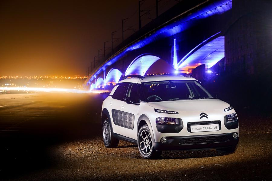  Citroen C4 Cactus 2015 года  (ZA) (фото 2 из 19)
